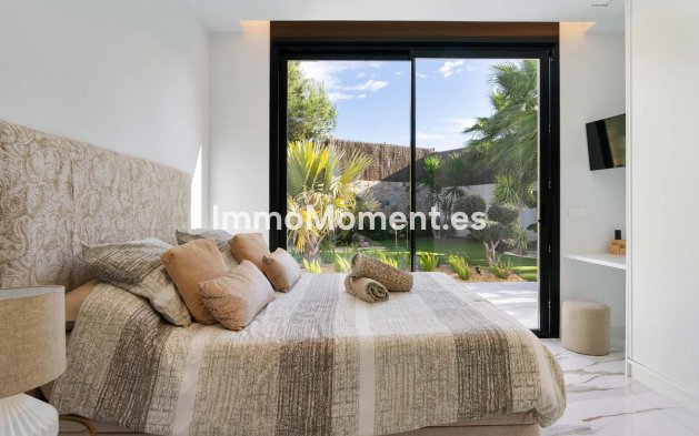 Wiederverkauf - Villa - Orihuela - Villamartin