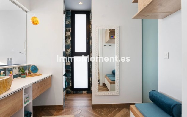 Wiederverkauf - Villa - Orihuela - Villamartin