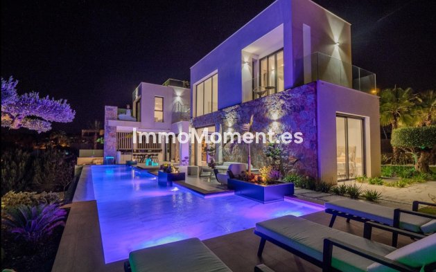 Wiederverkauf - Villa - Orihuela - Villamartin