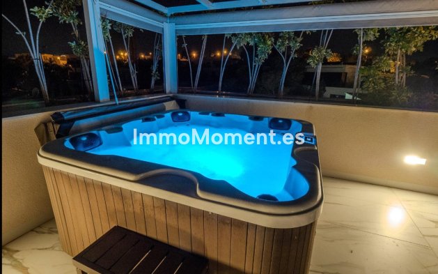 Wiederverkauf - Villa - Orihuela - Villamartin