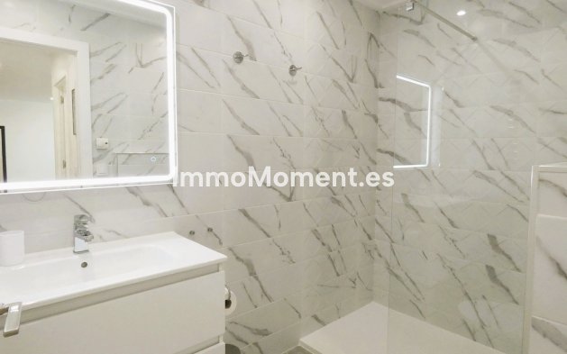 Wiederverkauf - Wohnung - Torrevieja - Torrevieja Centro