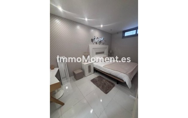 Wiederverkauf - Villa - Orihuela - Villamartin