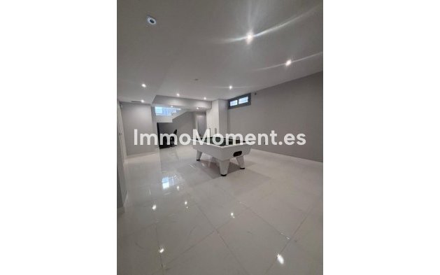 Wiederverkauf - Villa - Orihuela - Villamartin