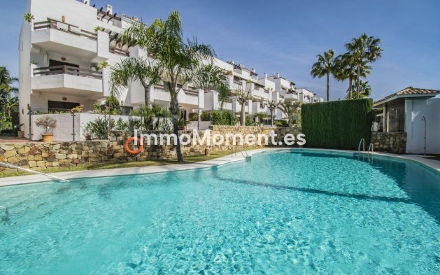 Resale - Apartment - Estepona - Costalita