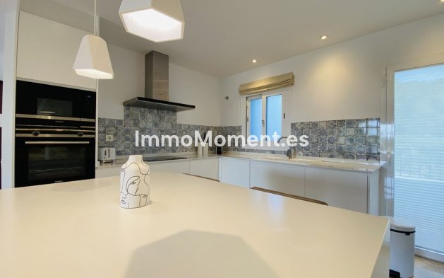 Resale - Apartment - El Paraiso - New Golden Mile