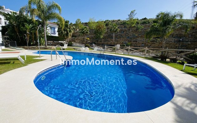Resale - Apartment - El Paraiso - New Golden Mile