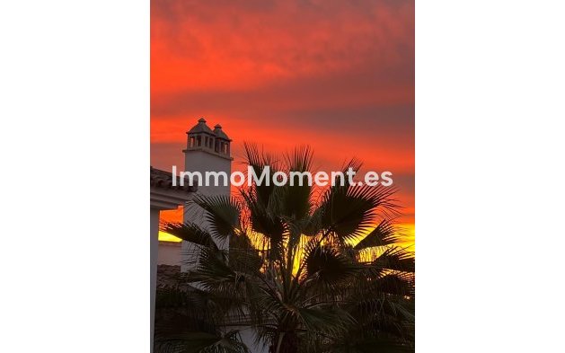 Resale - Apartment - El Paraiso - New Golden Mile