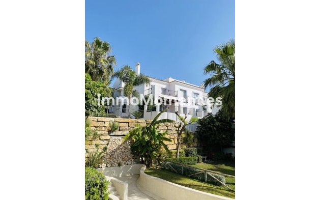Resale - Apartment - El Paraiso - New Golden Mile