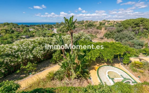 Resale - Villa - Estepona - Estepona Centro