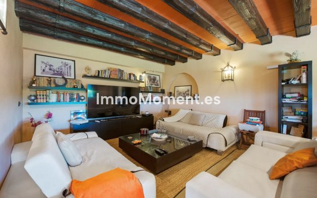 Resale - Country house - Estepona - Estepona Centro