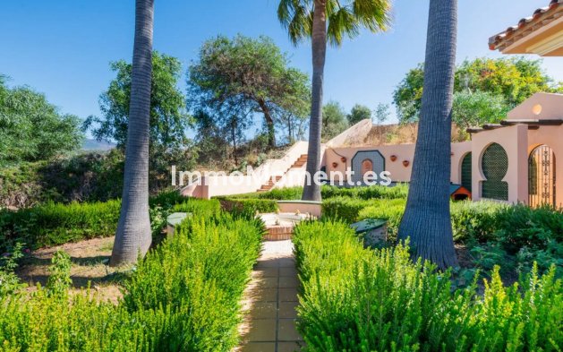 Resale - Country house - Estepona - Estepona Centro