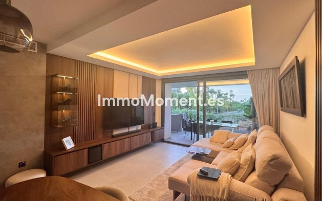 Resale - Apartment - Estepona - Costalita