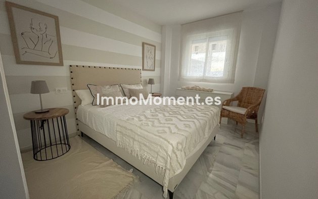Resale - Apartment - Casares - Casares Centro