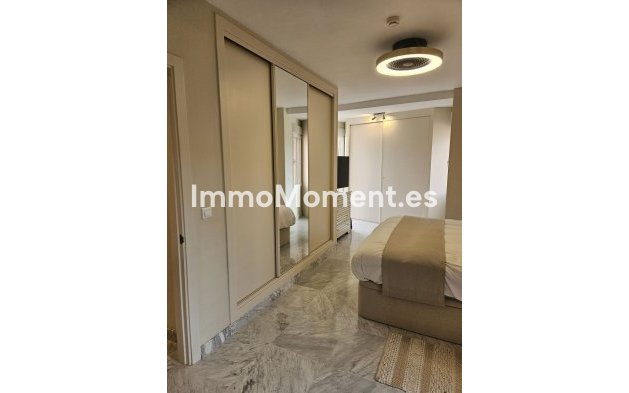 Wiederverkauf - Wohnung -   Inländisch - Alhaurín de la Torre