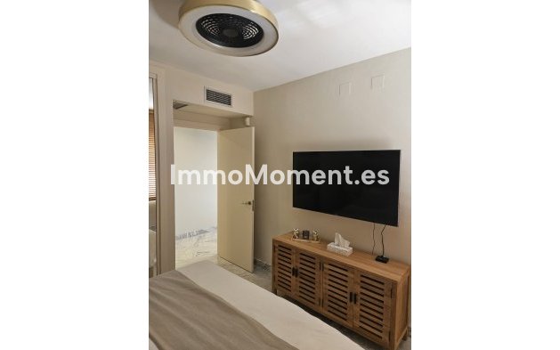 Wiederverkauf - Wohnung -   Inländisch - Alhaurín de la Torre