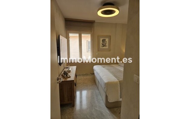 Wiederverkauf - Wohnung -   Inländisch - Alhaurín de la Torre