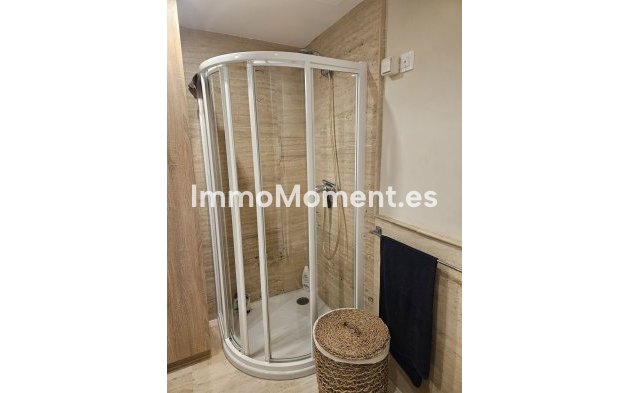 Wiederverkauf - Wohnung -   Inländisch - Alhaurín de la Torre