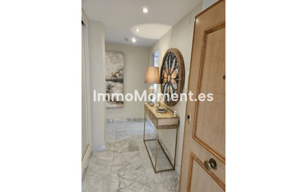 Wiederverkauf - Wohnung -   Inländisch - Alhaurín de la Torre