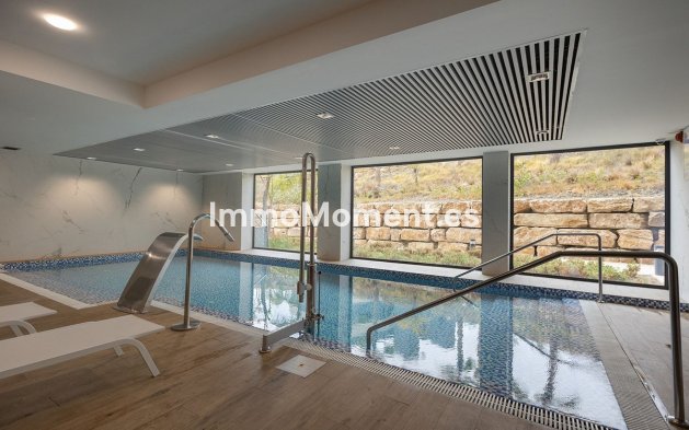 Resale - Apartment - Estepona - Selwo