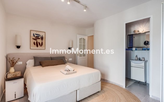 Resale - Villa - Estepona - Estepona Centro