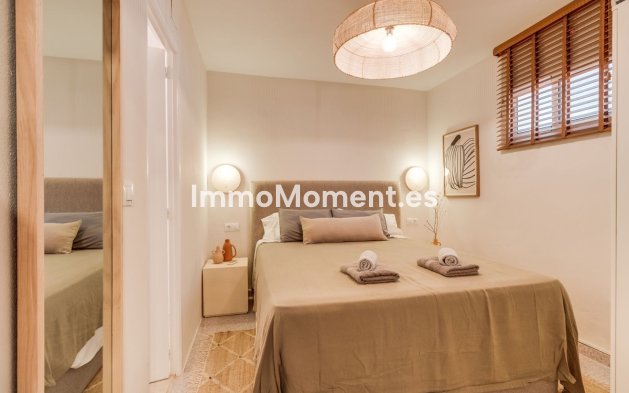 Resale - Villa - Estepona - Estepona Centro