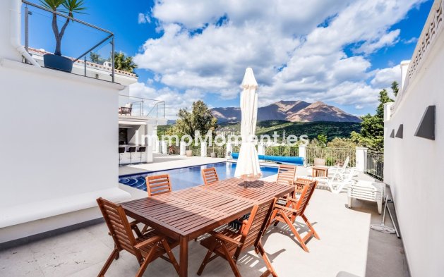 Resale - Villa - Estepona - Estepona Centro