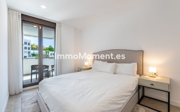 Resale - Apartment - Estepona - Estepona Centro