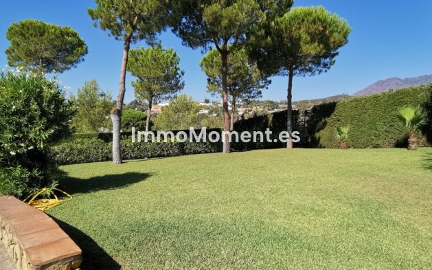 Resale - Villa - Estepona - Estepona Centro