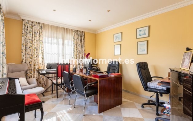 Reventa - Villa - Marbella - Nueva Andalucía