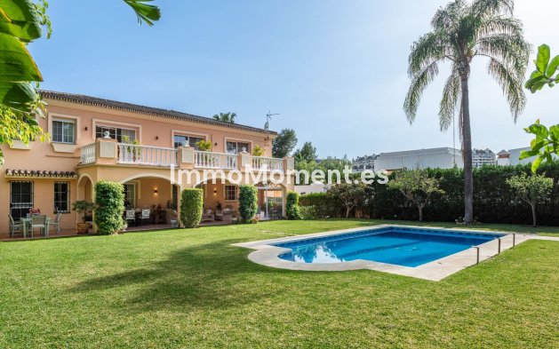 Reventa - Villa - Marbella - Nueva Andalucía