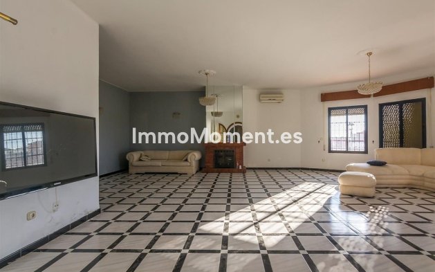 Wiederverkauf - Freistehende Villa - Benalmadena - Benalmadena Costa