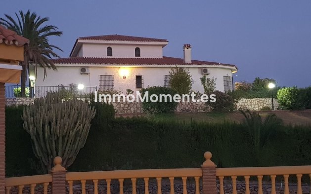 Wiederverkauf - Freistehende Villa - Benalmadena - Benalmadena Costa