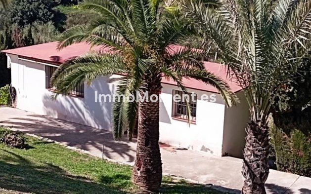 Wiederverkauf - Freistehende Villa - Benalmadena - Benalmadena Costa