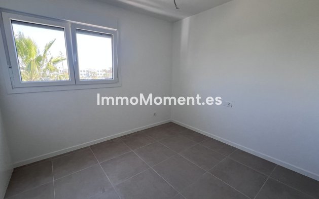 Resale - Apartment - Estepona - Bel Air