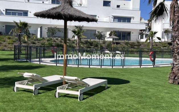 Resale - Apartment - Estepona - Bel Air