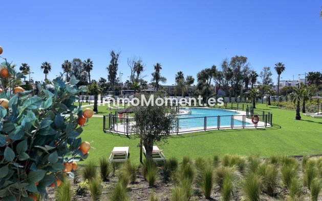 Resale - Apartment - Estepona - Bel Air