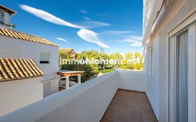 Resale - Apartment - Marbella - Bahía de Marbella