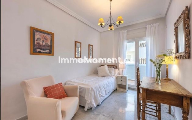 Resale - Apartment - Marbella - Bahía de Marbella