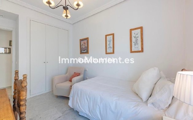Resale - Apartment - Marbella - Bahía de Marbella