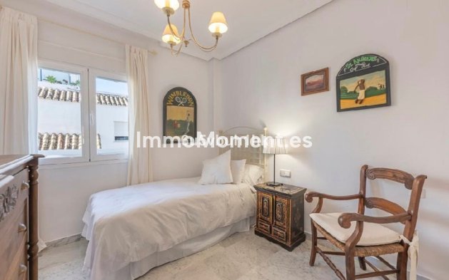 Resale - Apartment - Marbella - Bahía de Marbella