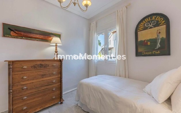 Resale - Apartment - Marbella - Bahía de Marbella