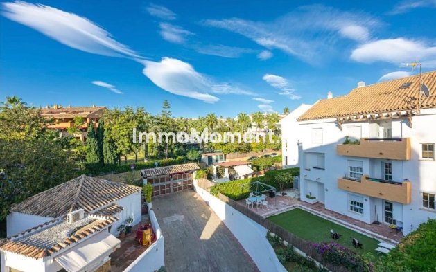 Resale - Apartment - Marbella - Bahía de Marbella