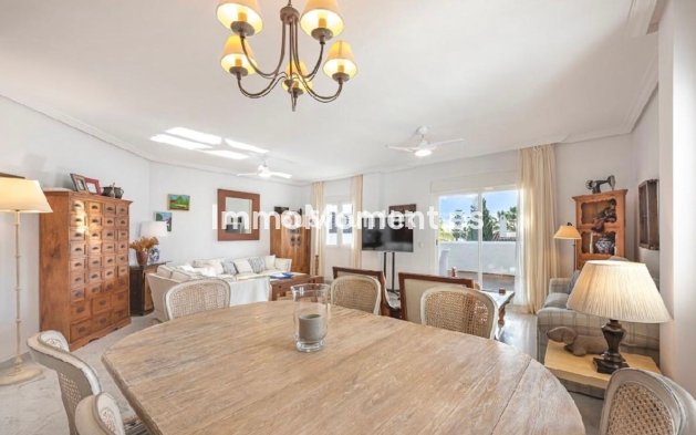 Resale - Apartment - Marbella - Bahía de Marbella