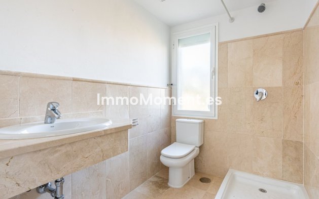 Resale - Apartment - Estepona - Selwo