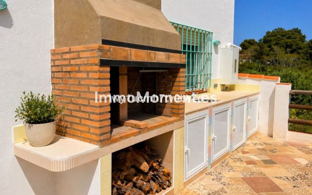 Resale - Villa - Inland  - Churriana