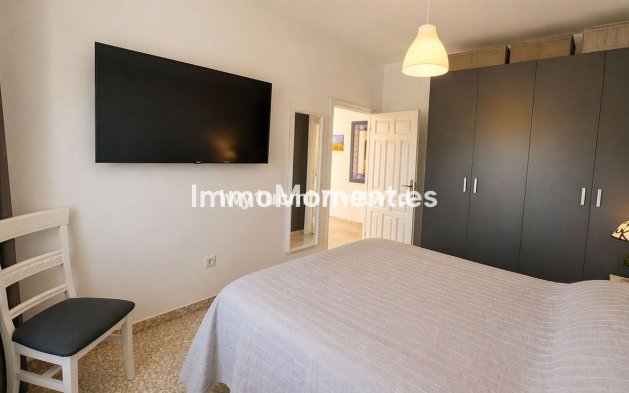 Resale - Villa - Inland  - Churriana