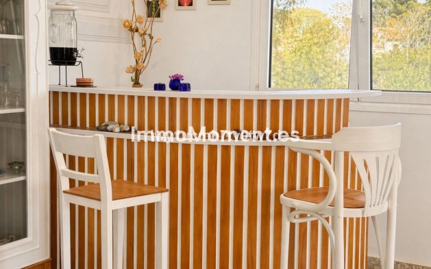 Resale - Villa - Inland  - Churriana