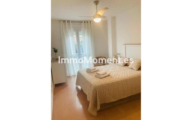 Resale - Apartment - Manilva