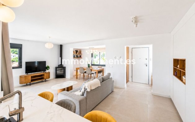 Wiederverkauf - Freistehende Villa - Benalmadena - La Capellania