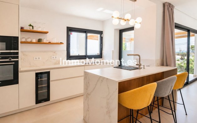 Wiederverkauf - Freistehende Villa - Benalmadena - La Capellania